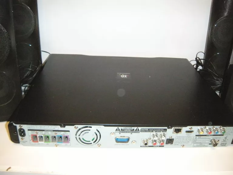 zestaw-kina-domowego-philips-hts556012-liczba-kolumn-w-zestawie-6