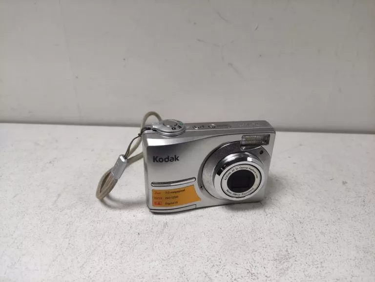 APARAT KODAK EASYSHARE C713 W ETUI