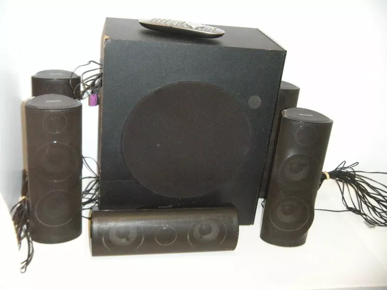 zestaw-kina-domowego-philips-hts556012-stan-uzywany