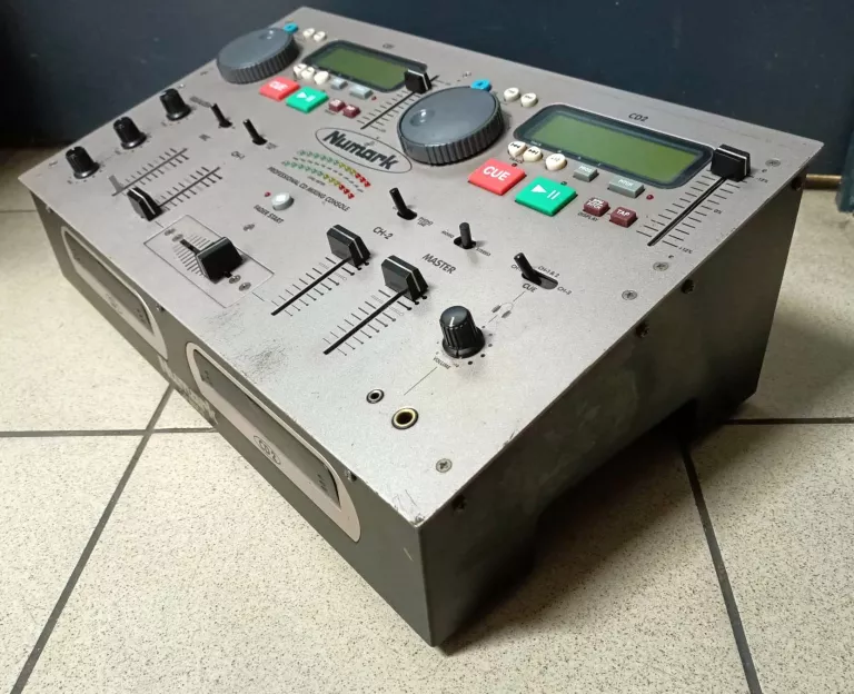 ODTWARZACZ CD MIX 1 NUMARK