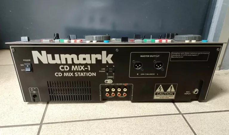 ODTWARZACZ CD MIX 1 NUMARK