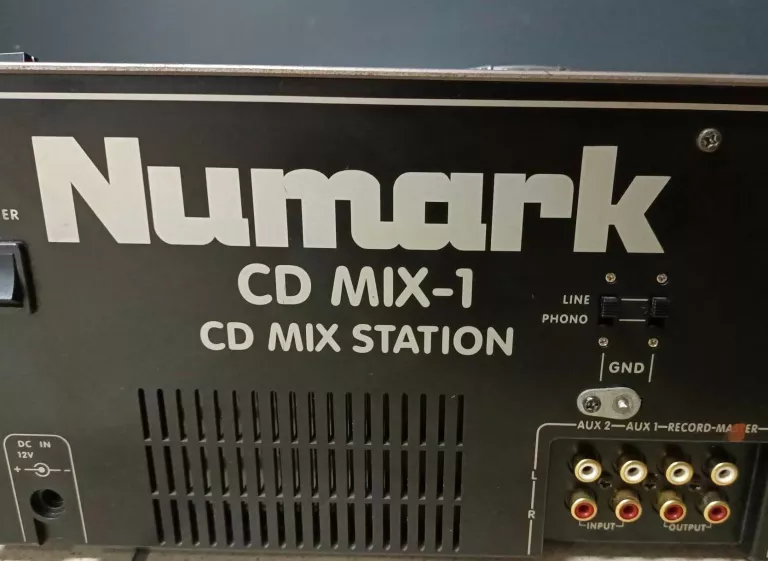 ODTWARZACZ CD MIX 1 NUMARK