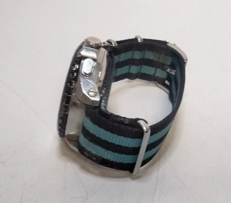 ZEGAREK AZTORIN A071-G338
