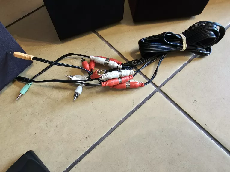 GŁOŚNKI GENIUS SW-HF 5.1 6000 V2, 200W