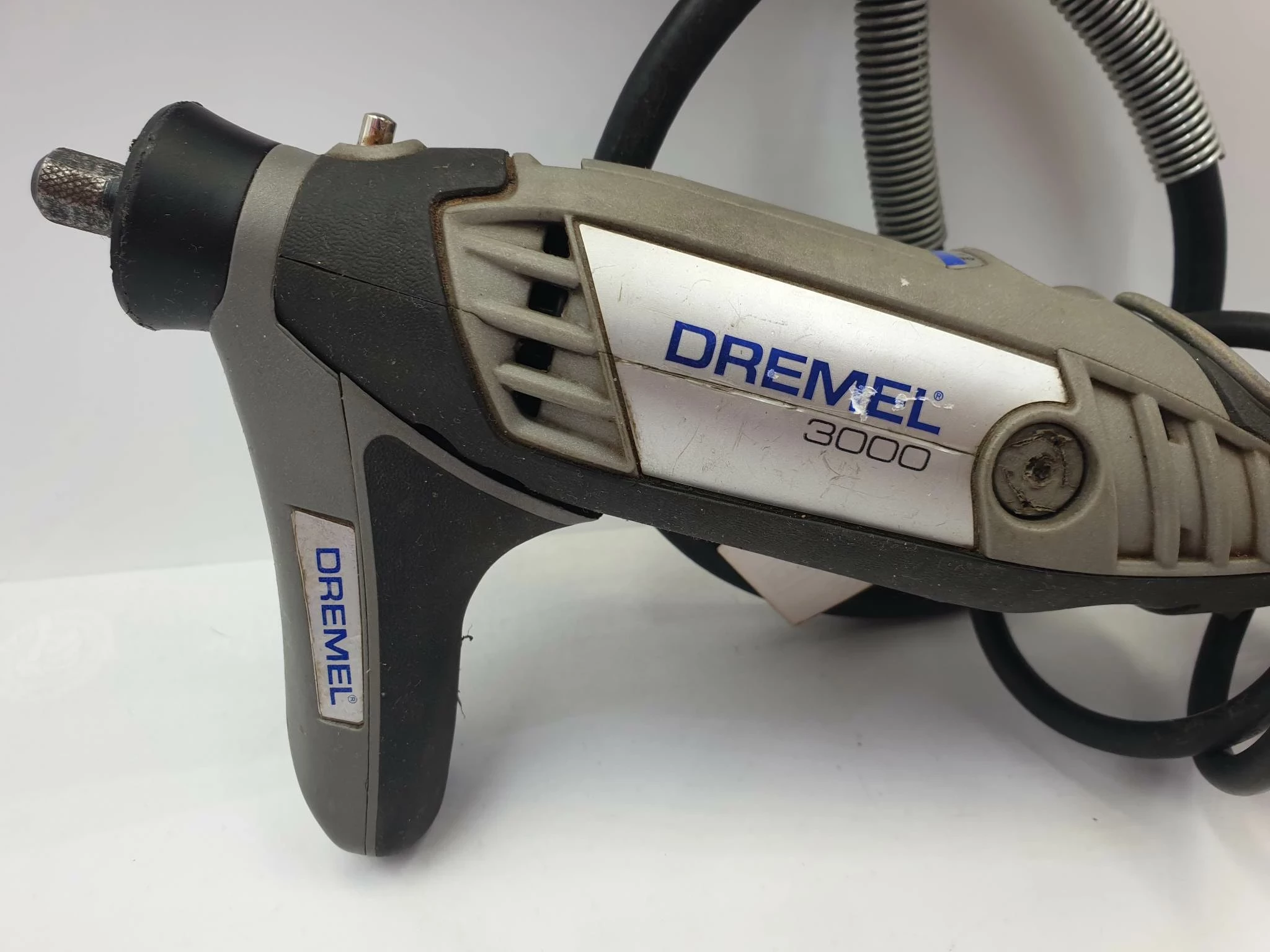 DREMEL 3000 NARZĘDZIE WIELOFUNKCYJNE + WAŁEK | Szlifierki | Loombard.pl