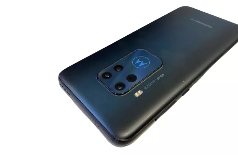 TELEFON MOTOROLA ONE ZOOM 4/128 GB