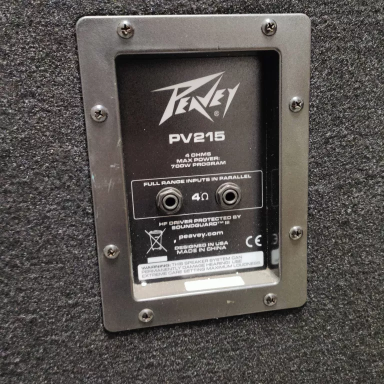 KOLUMNA ESTRADOWA PEAVEY PV215
