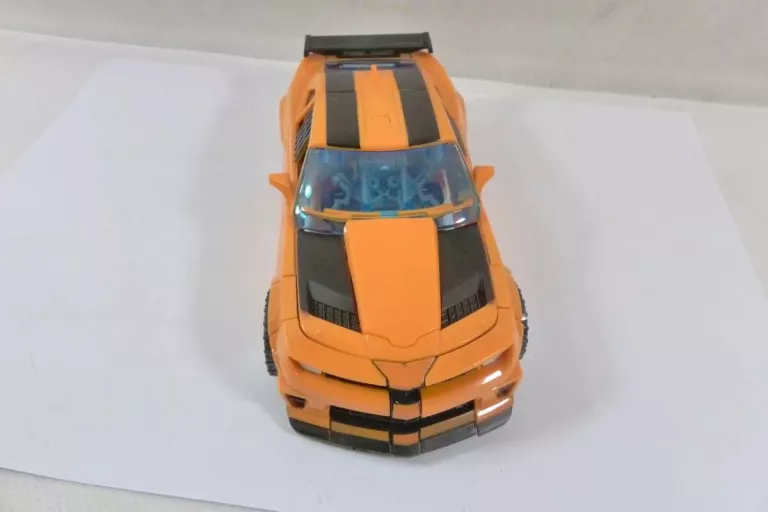 AUTO TRANSFORMERS BUMBLEBEE