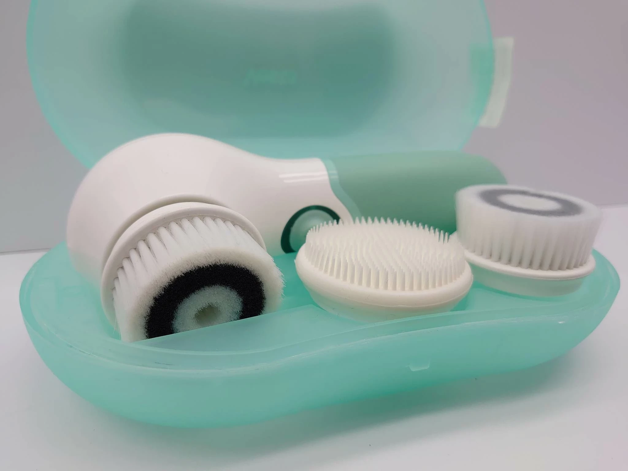 szczoteczka-do-twarzy-vesta-efb01-kod-producenta-efb01