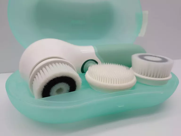 szczoteczka-do-twarzy-vesta-efb01-kod-producenta-efb01