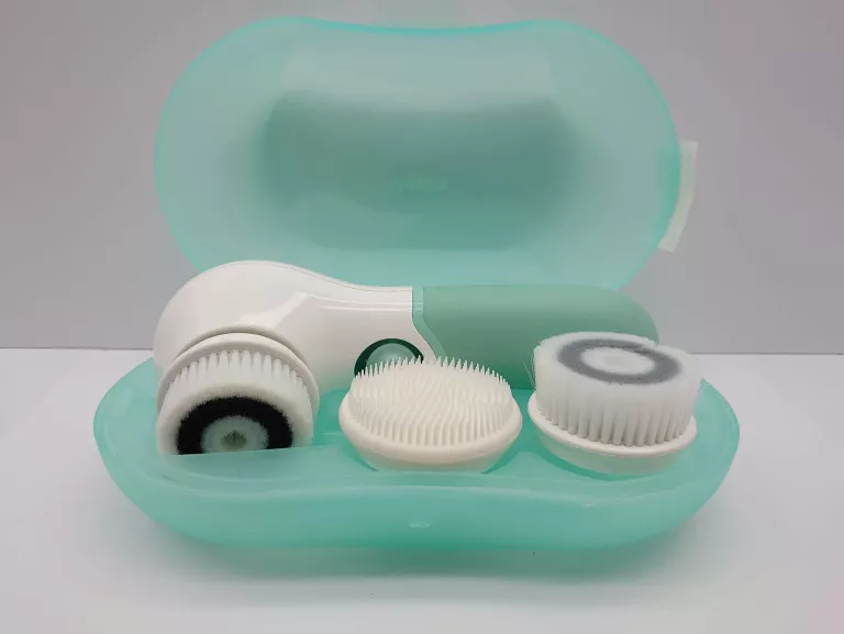 szczoteczka-do-twarzy-vesta-efb01-dworcowa-16-plock