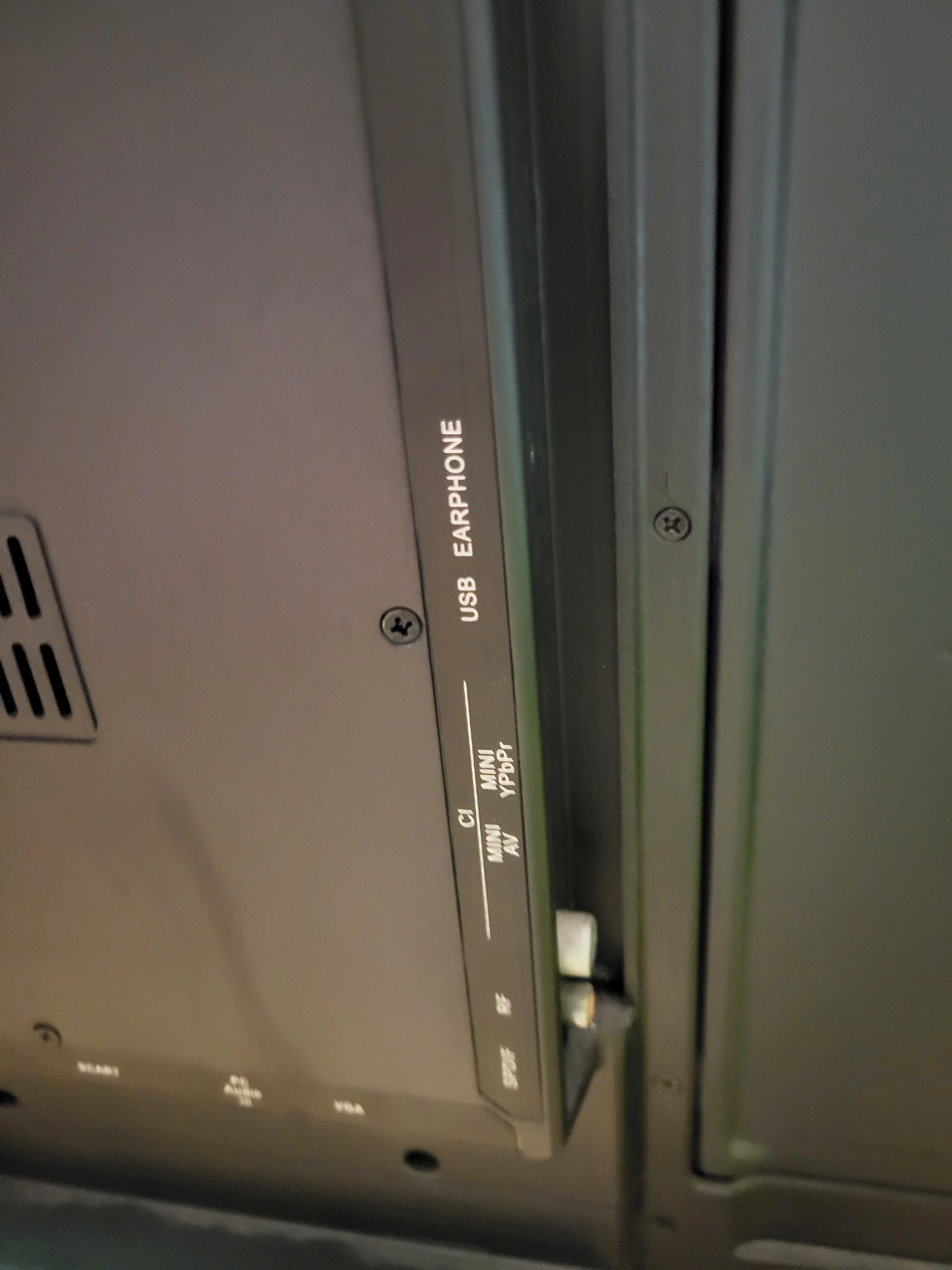 tv-manta-led-40-4004-uszkodzona-matryca-kod-producenta-led4004