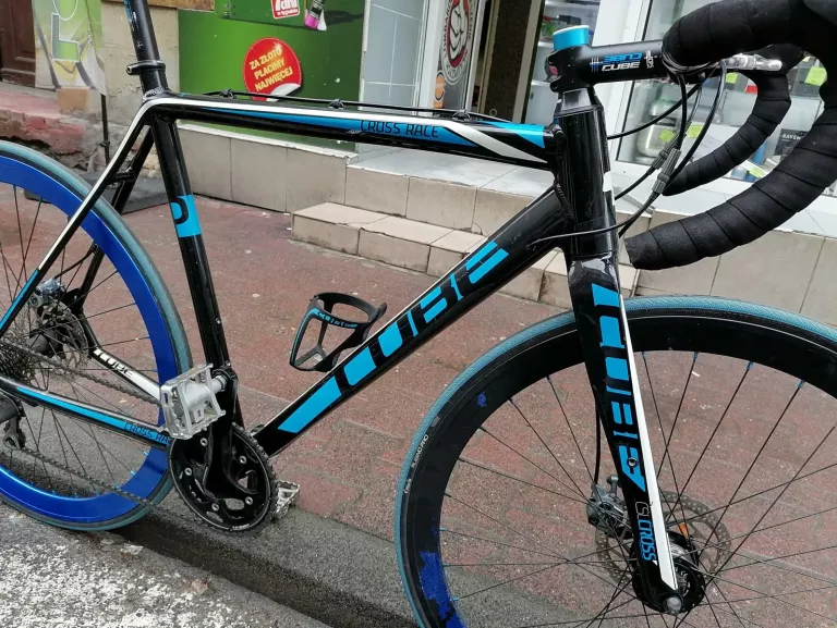 KOLARZÓWKA CUBE CROSSE RACE