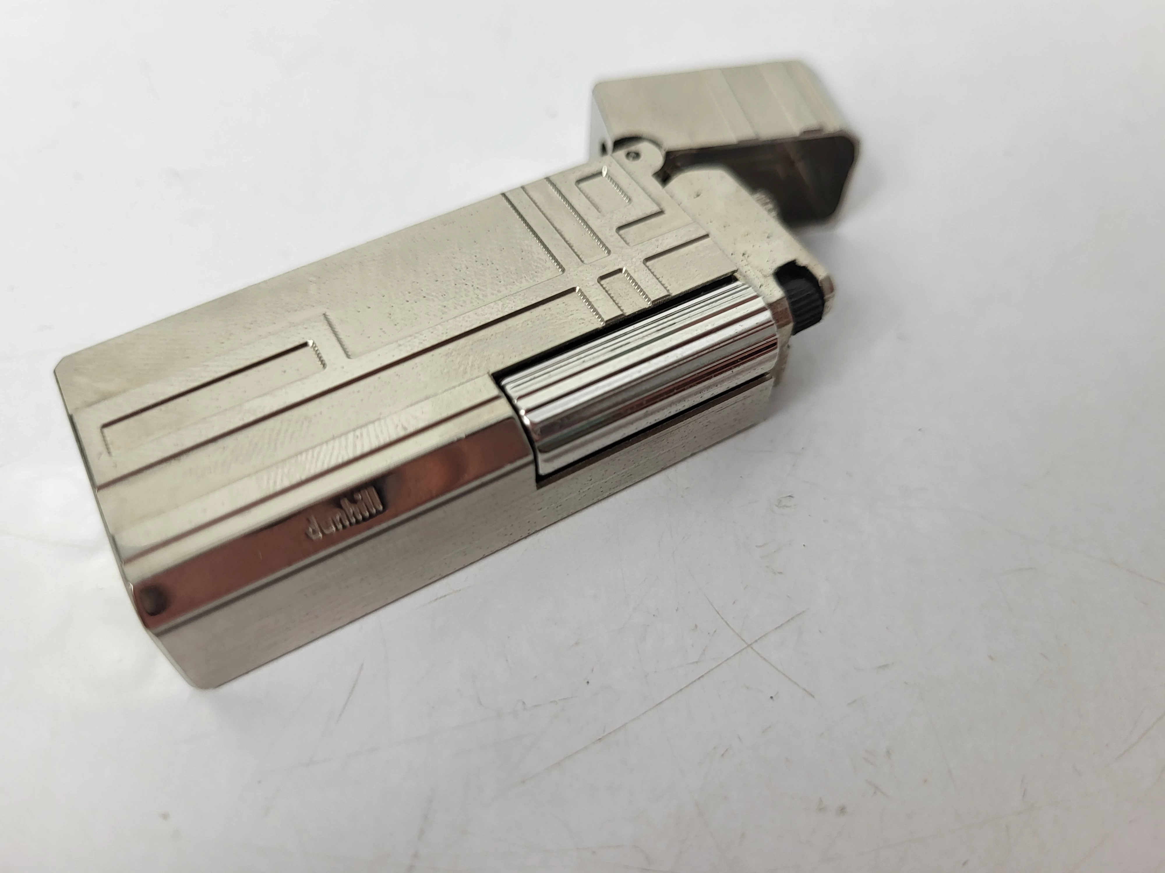 zapalniczka-dunhill-marka-dyuu