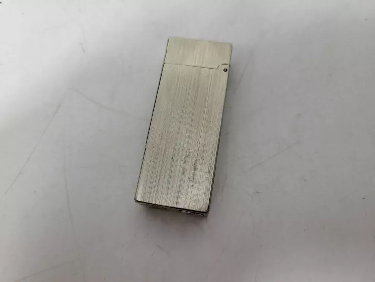ZAPALNICZKA DUNHILL