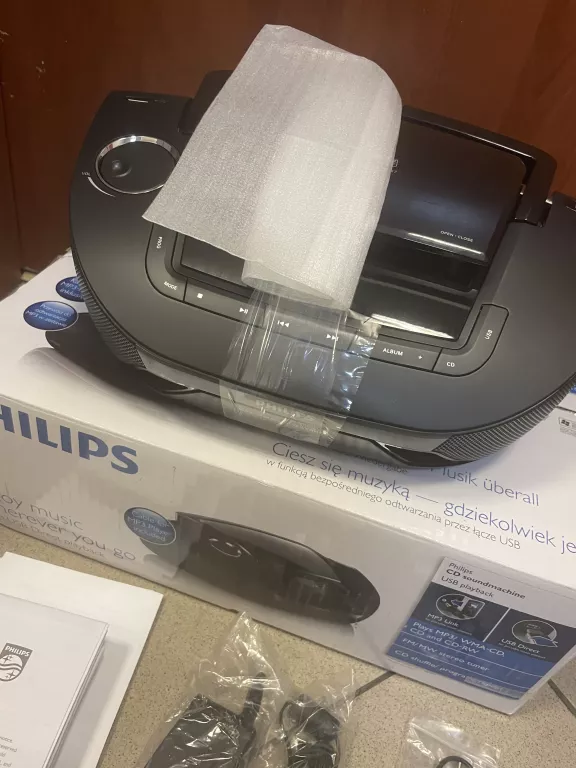 boombox-philips-az183712-kpl-stan-uzywany