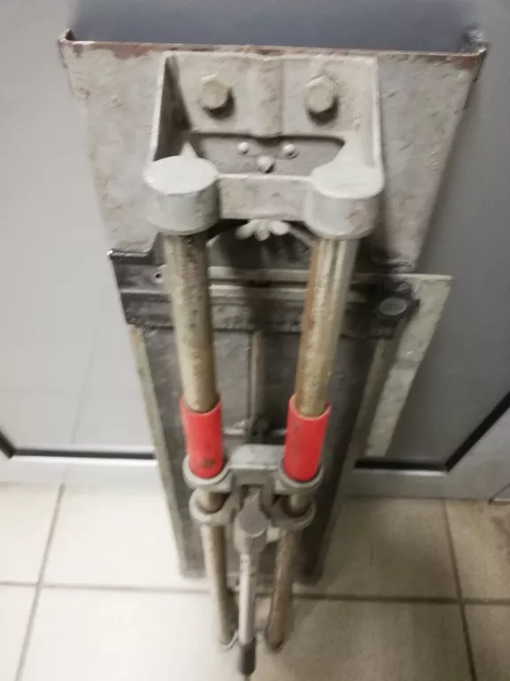 maszynka-do-ciecia-plytek-seria-inna