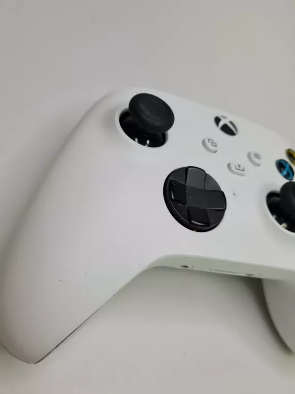 PAD XBOX SERIES CONTROLLER MODEL 1914 WHITE