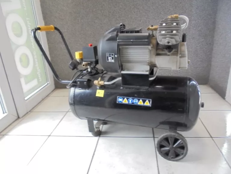 KOMPRESOR STANLEY FATMAX 50L DV2