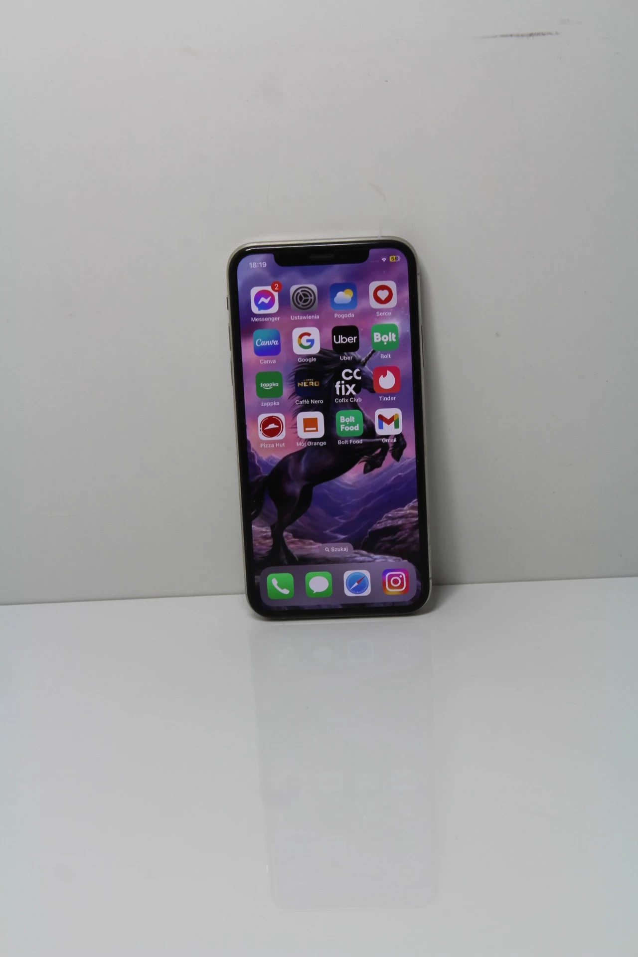 telefon-telefon-iphone-xr-ean-gtin-0190198770820