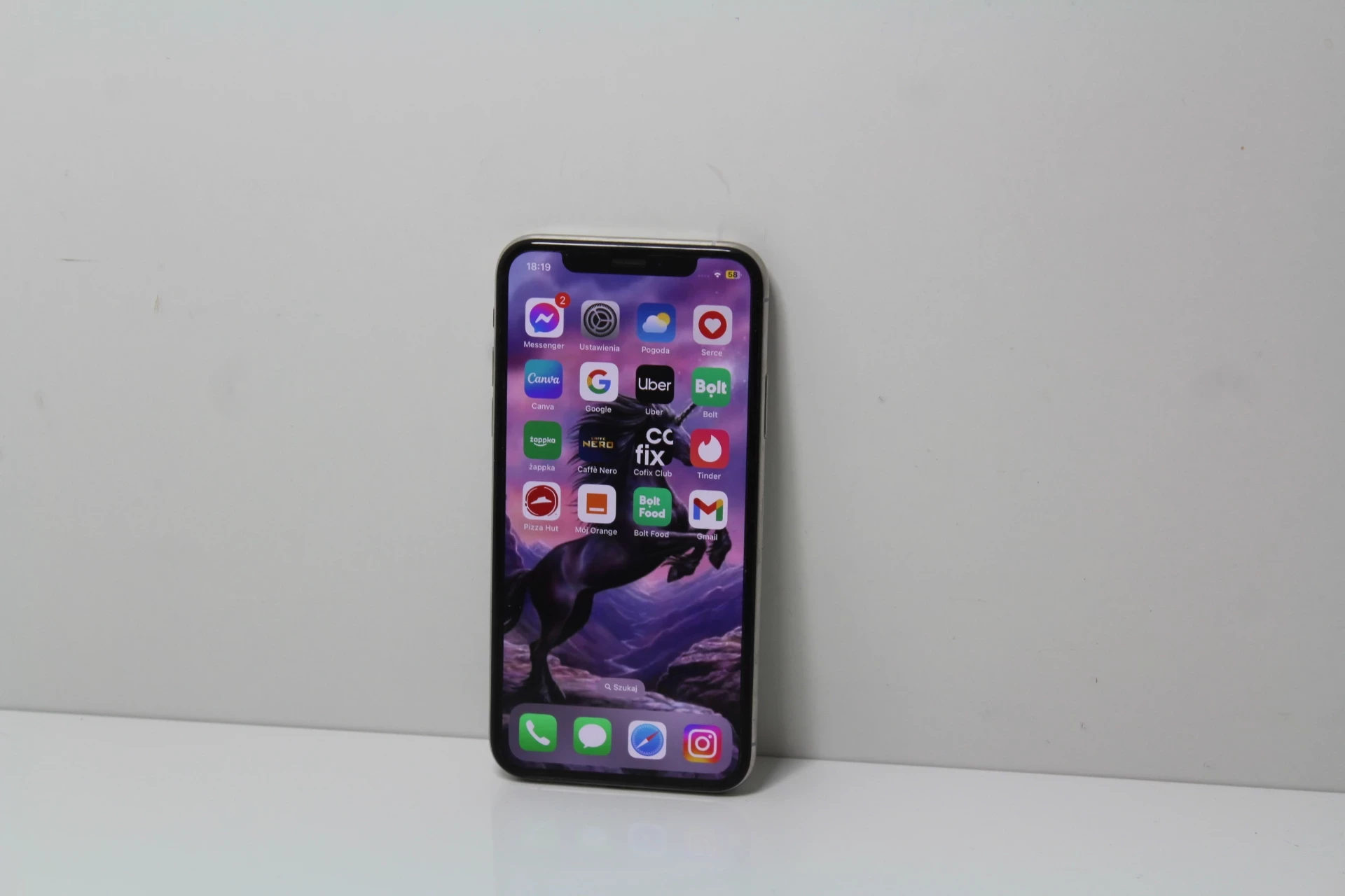 telefon-telefon-iphone-xr-stan-uzywany