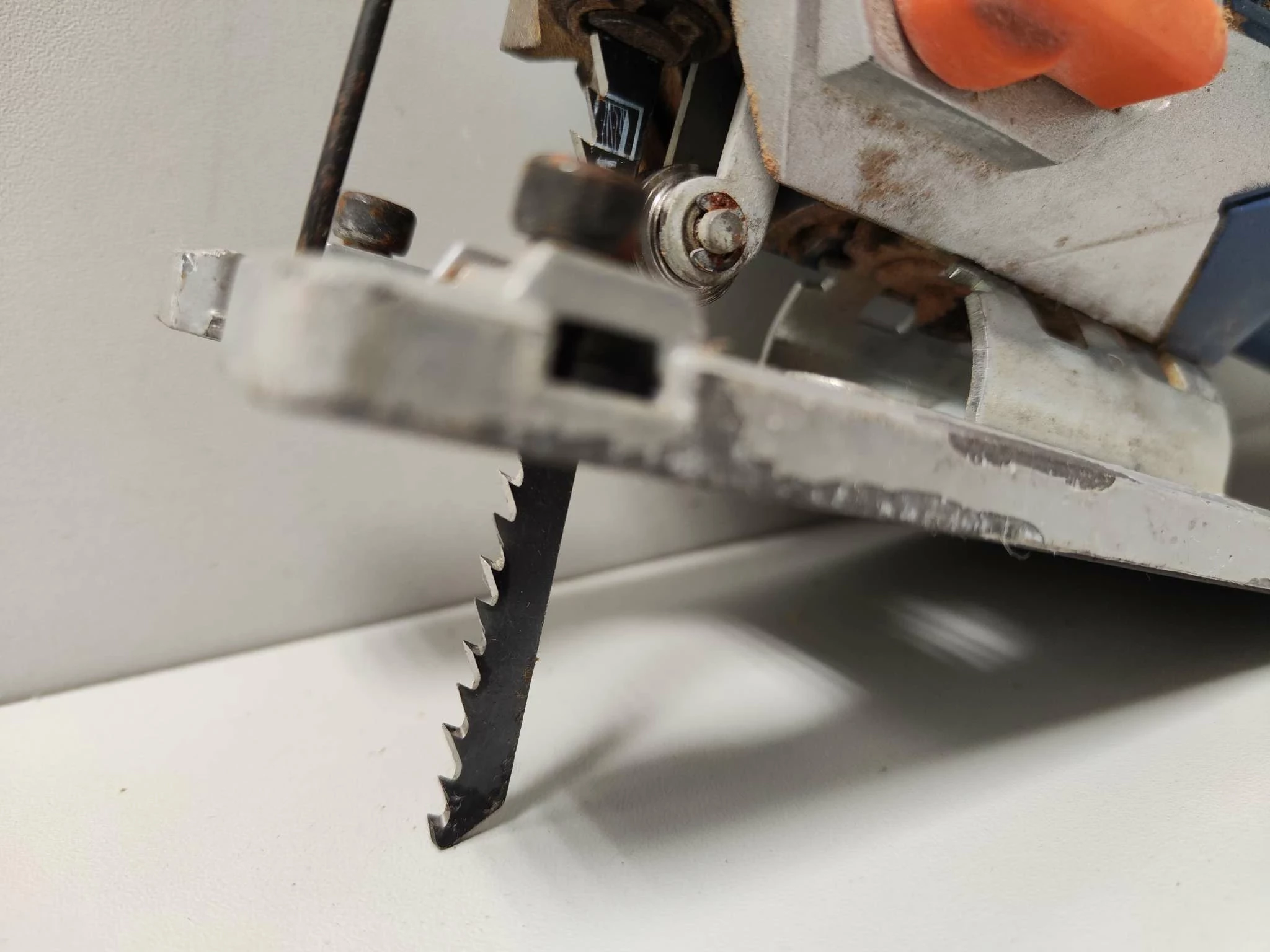 wyrzynarka-dexter-power-ic710js-stan-uzywany