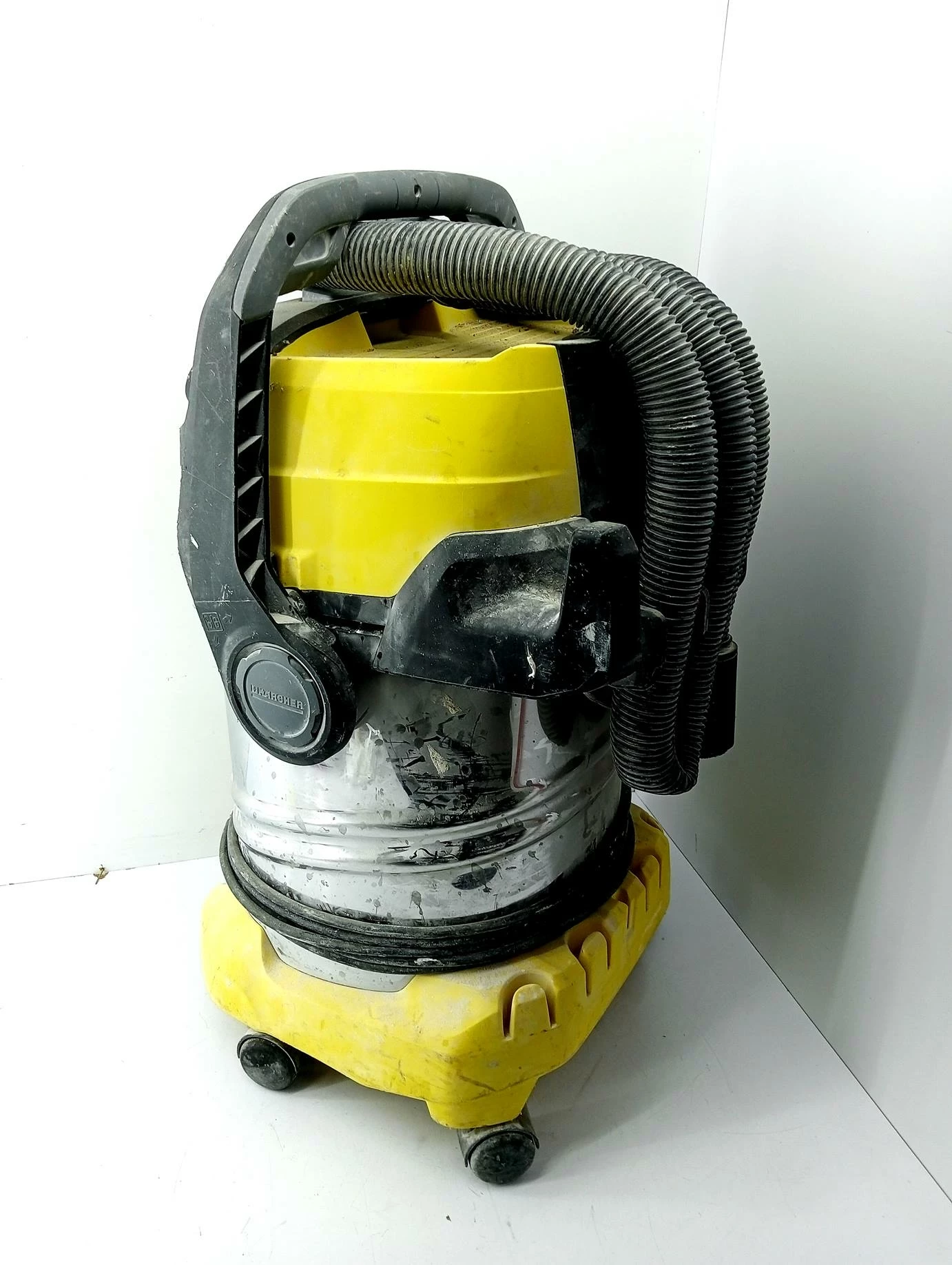 odkurzacz-przemyslowy-karcher-wd6-p-premium-2000-w-maksymalna-moc-200000