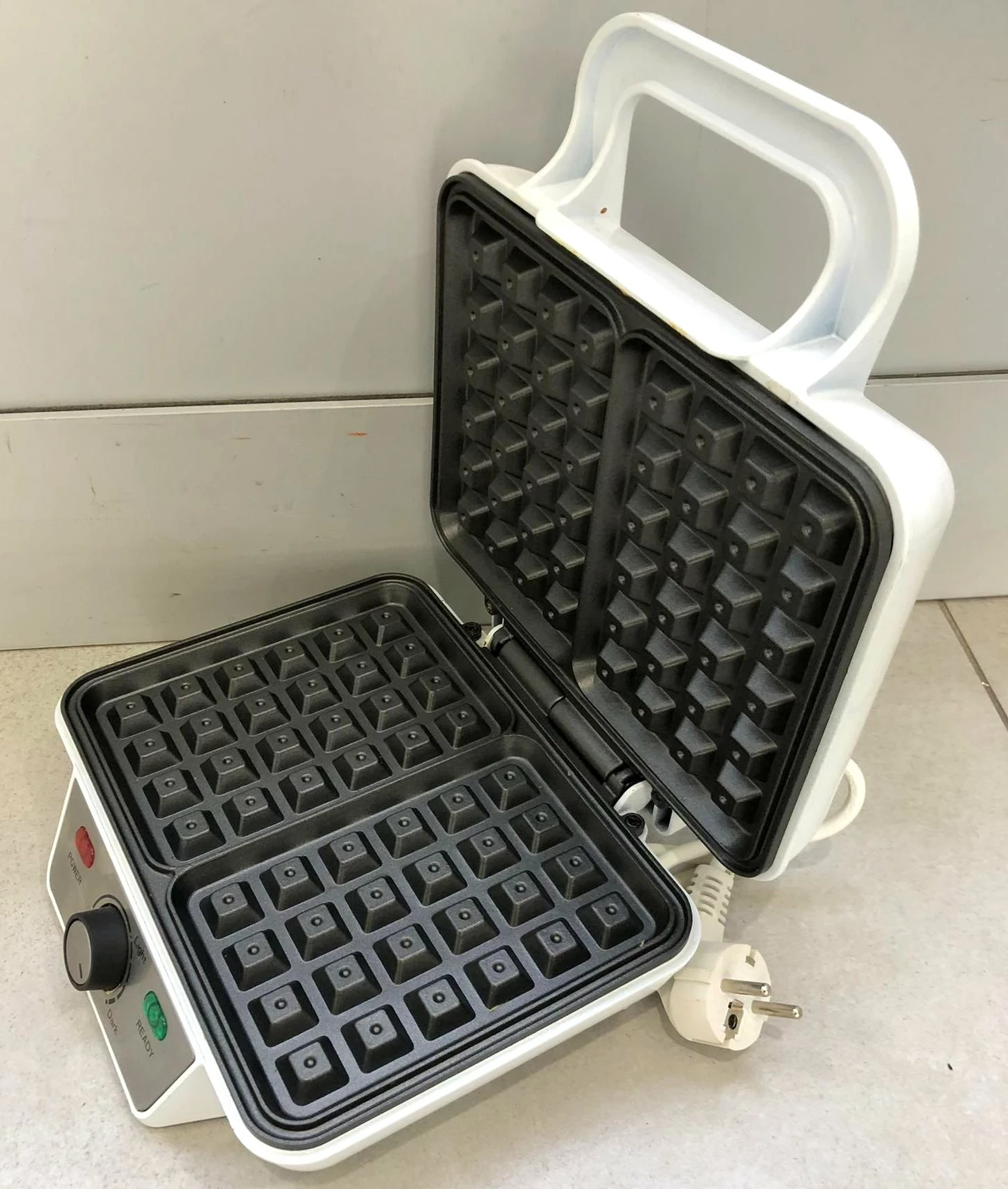 gofrownica-raven-eg002w-1000w-marka-raven