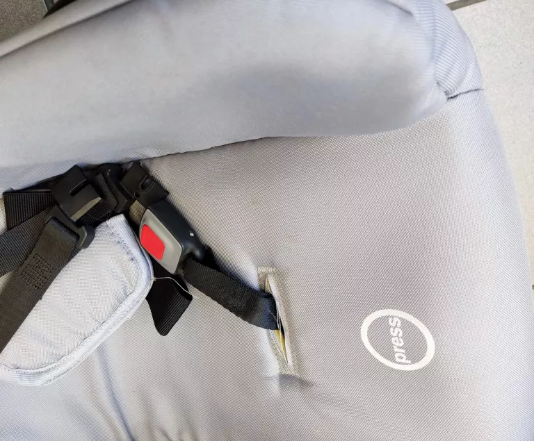 fotelik-samochodowy-szary-ean-gtin-5904257042293