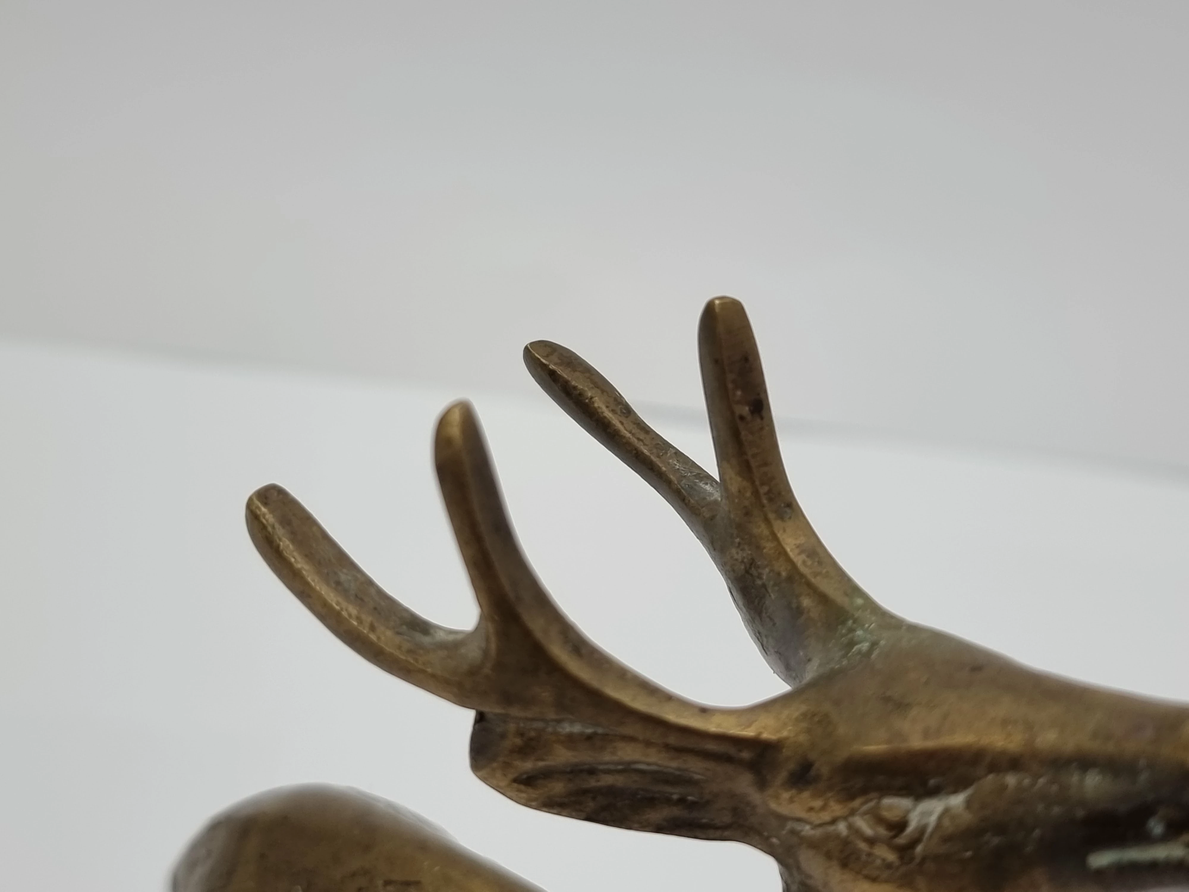 figurka-jelen-mosiadz-typ-obiektu-figurka