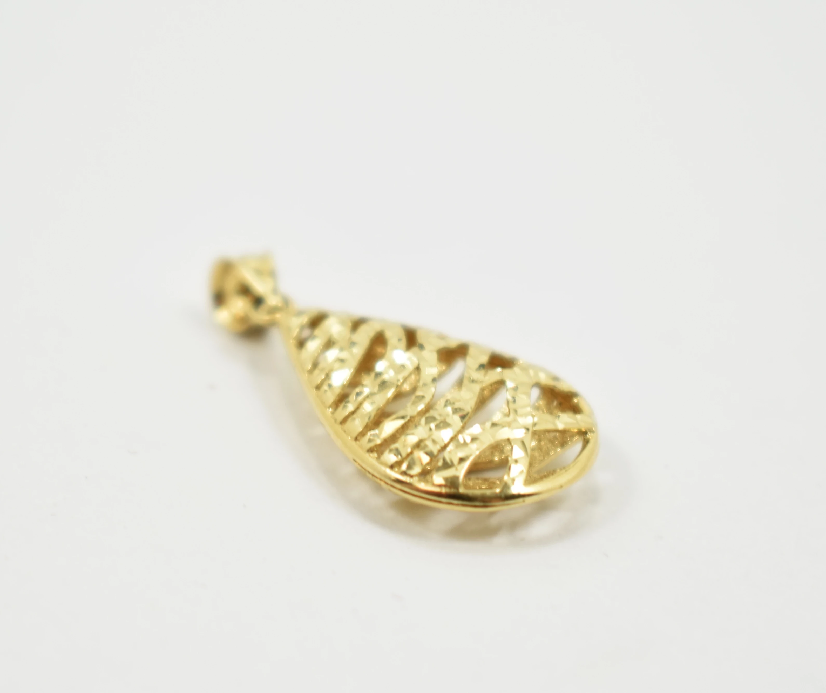 zlota-zawieszka-585174g-rodzaj-wyrob-jubilerski