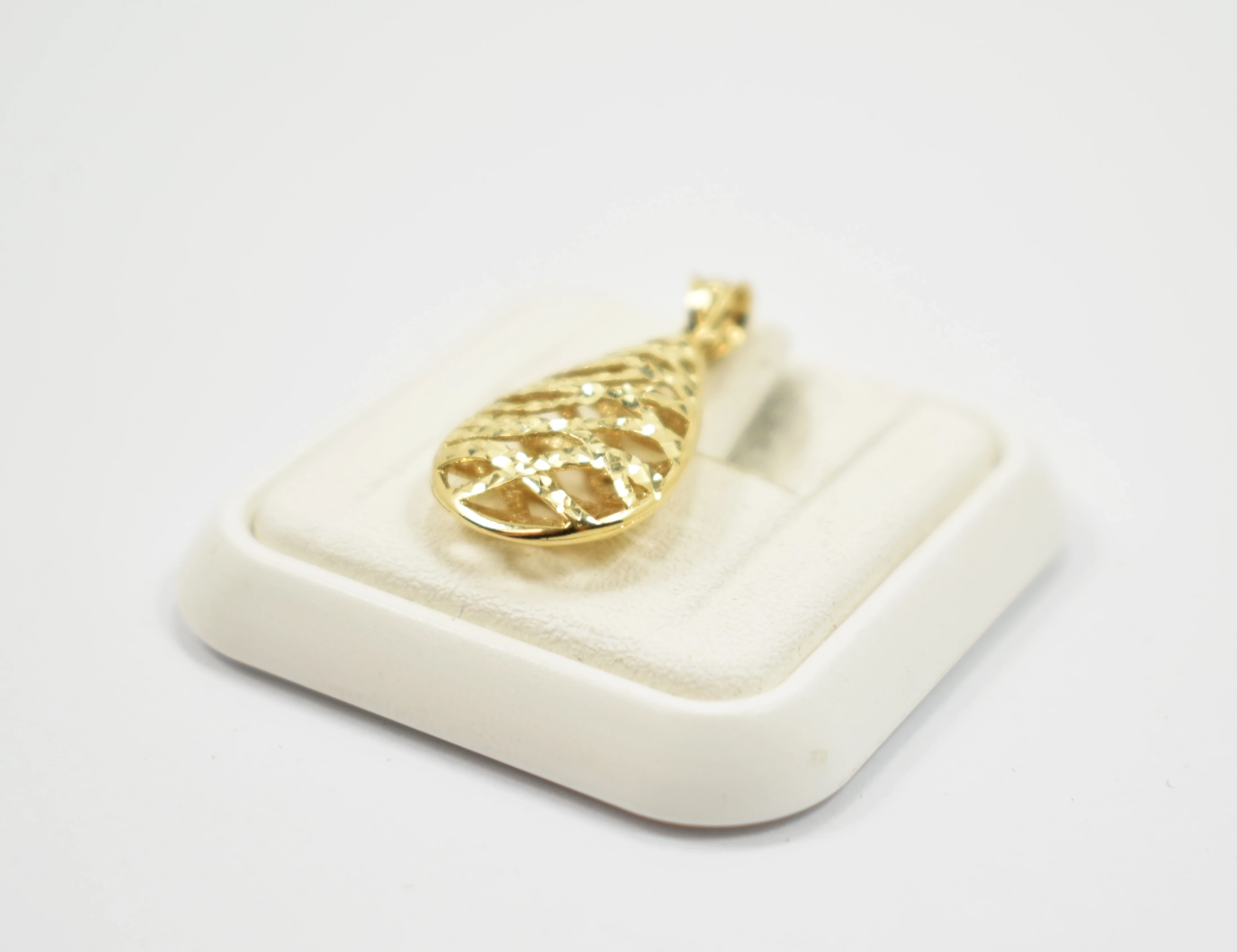 zlota-zawieszka-585174g-kamien-bez-kamienia