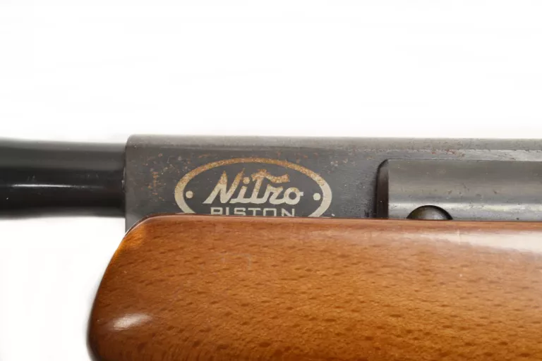 WIATRÓWKA CROSMAN SUMMIT NITRO PISTON 4,5MM LUNET