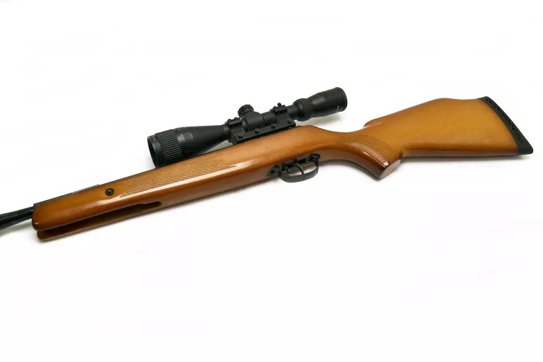 WIATRÓWKA CROSMAN SUMMIT NITRO PISTON 4,5MM LUNET