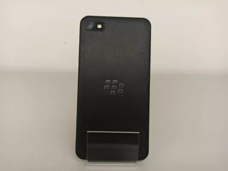 TELEFON BLACKBERRY Z10 USZKODZONY
