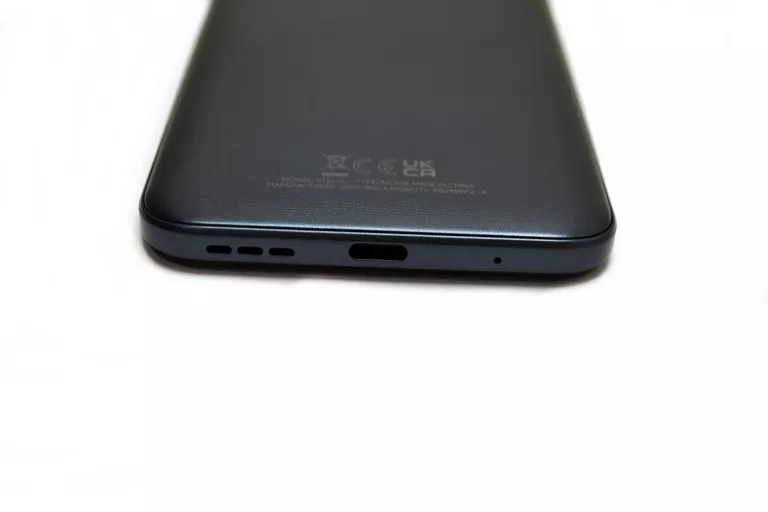 TELEFON MOTOROLA MOTO G31 4/64GB + KOMPLET Z PLAY