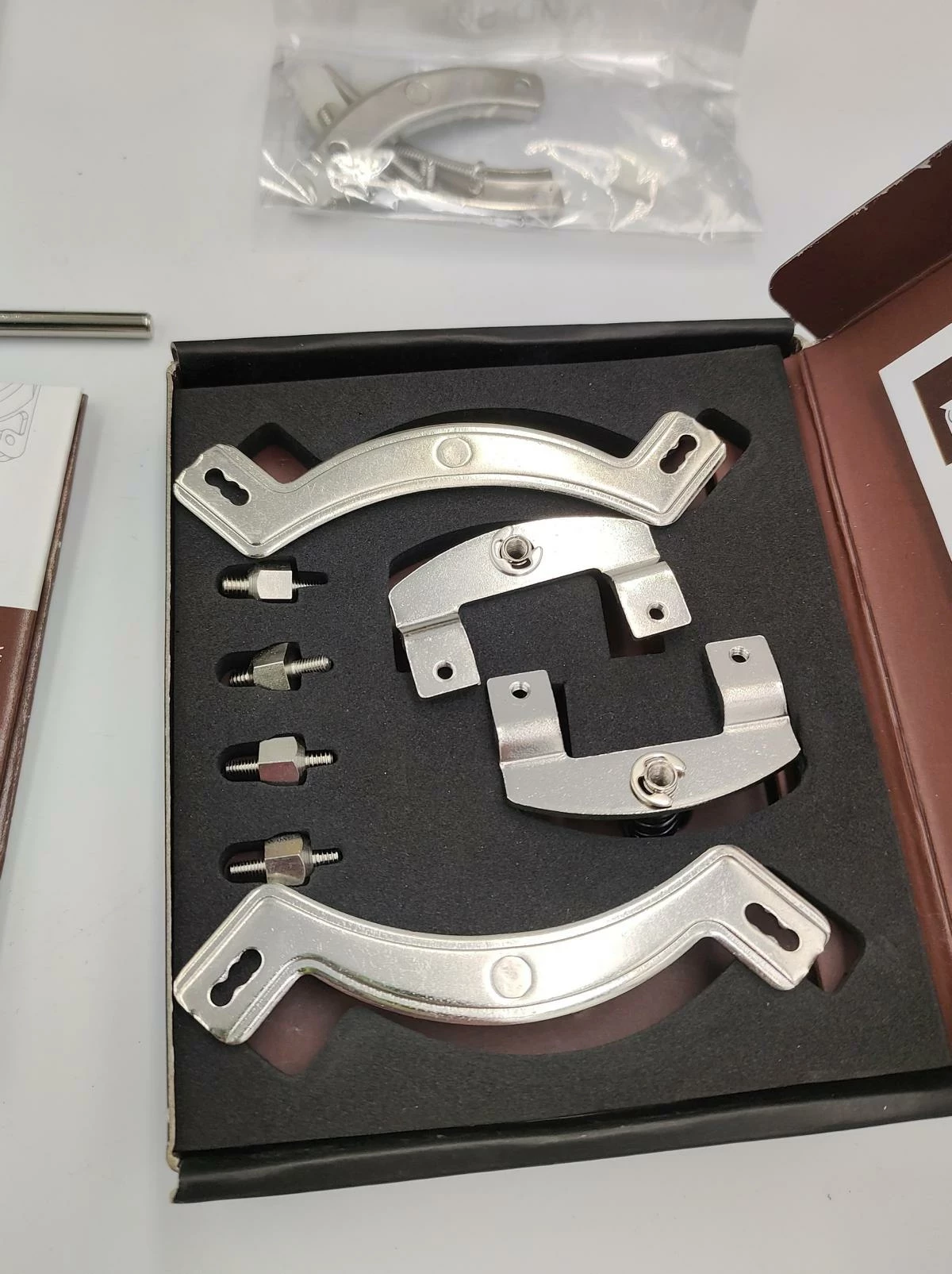 chlodzenie-noctua-nh-d14-pudelko-typ-podstawki-lga1150