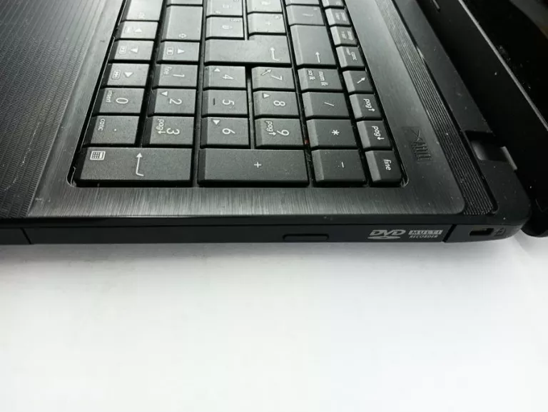 laptop-asus-x55a-cpu-b9804gbwin7home-rozdzielczosc-px-1366-x-768