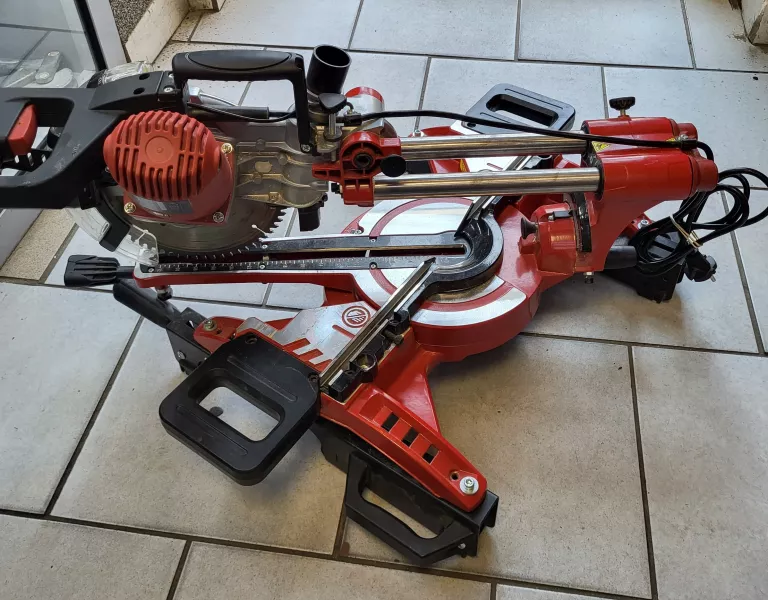 PIŁA UKOŚNA TC-SM 2131/1 DUAL 4300390 1800W