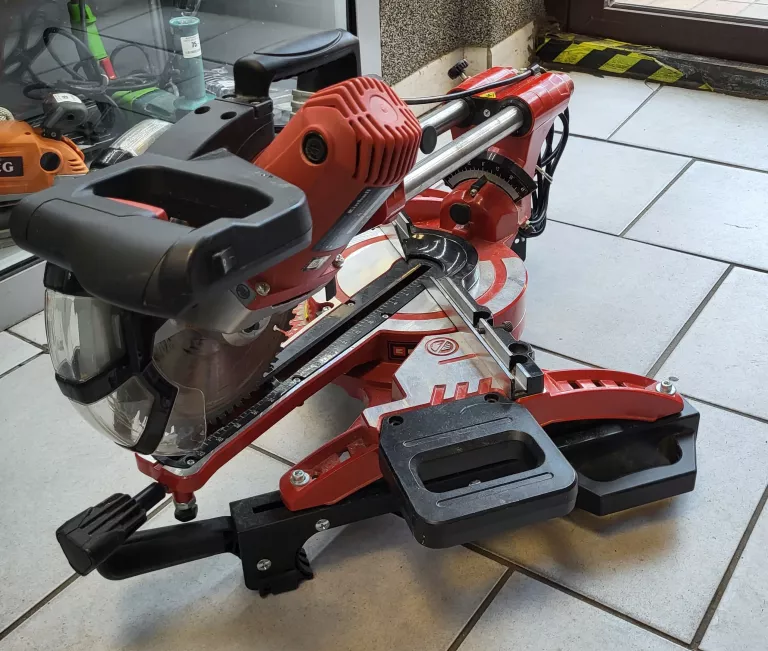 PIŁA UKOŚNA TC-SM 2131/1 DUAL 4300390 1800W