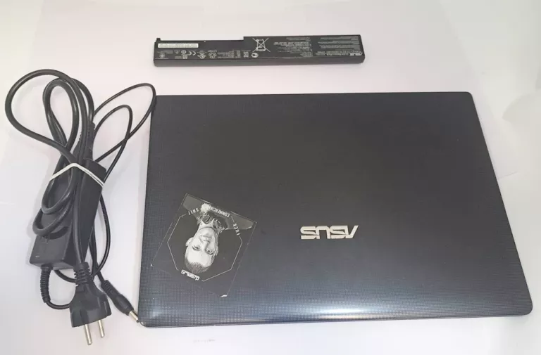 LAPTOP ASUS X501A + ŁADOWARKA/ OPIS