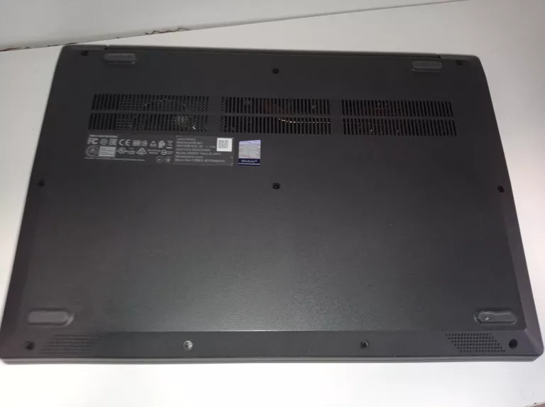 LAPTOP LENOVO V15-ADA // 8GB RAM, RYZEN 3