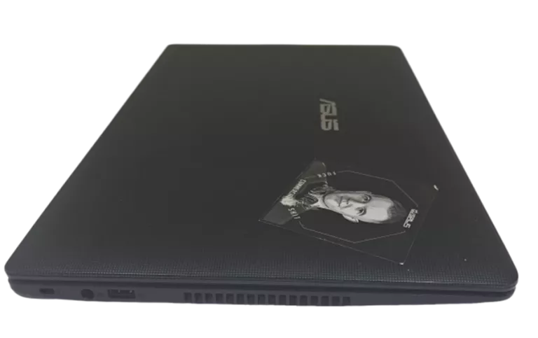 LAPTOP ASUS X501A + ŁADOWARKA/ OPIS