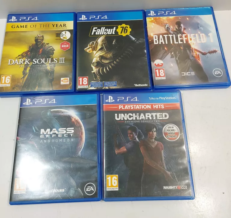 GRY PS4