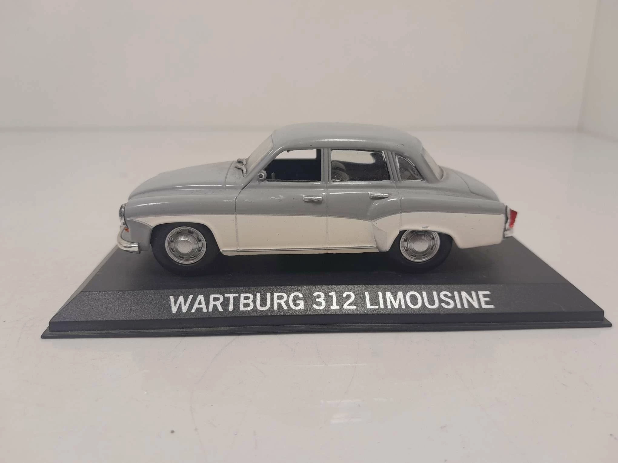wartburg-312-limousine-kultowe-auta-prl-143-tarnogorska-82-gliwice-g1