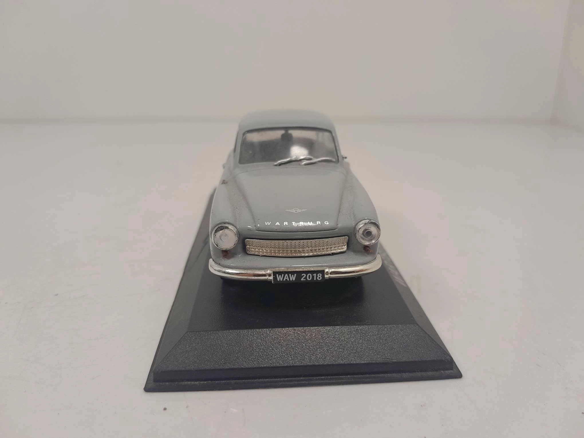 wartburg-312-limousine-kultowe-auta-prl-143-stan-uzywany