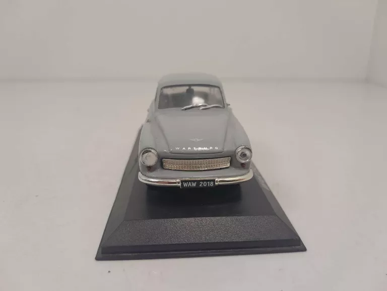 WARTBURG 312 LIMOUSINE KULTOWE AUTA PRL 1:43