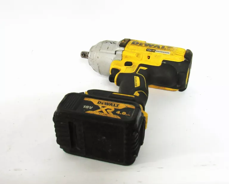 KLUCZ UDAROWY DEWALT DCF899 WALIZKA