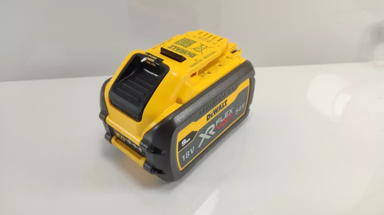 akumulator-dewalt-xr-flex-volt-18v-54v-9ah-gorna-wilda-100-poznan-ska-x