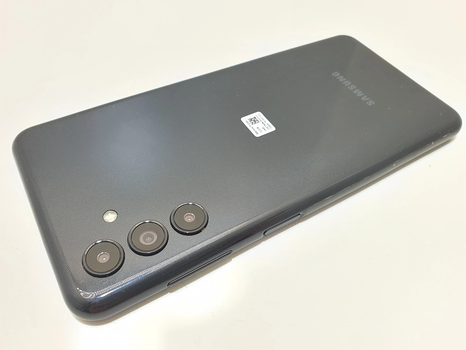 samsung-galaxy-a04s-332gb-kod-producenta-sm-a047fzkueue